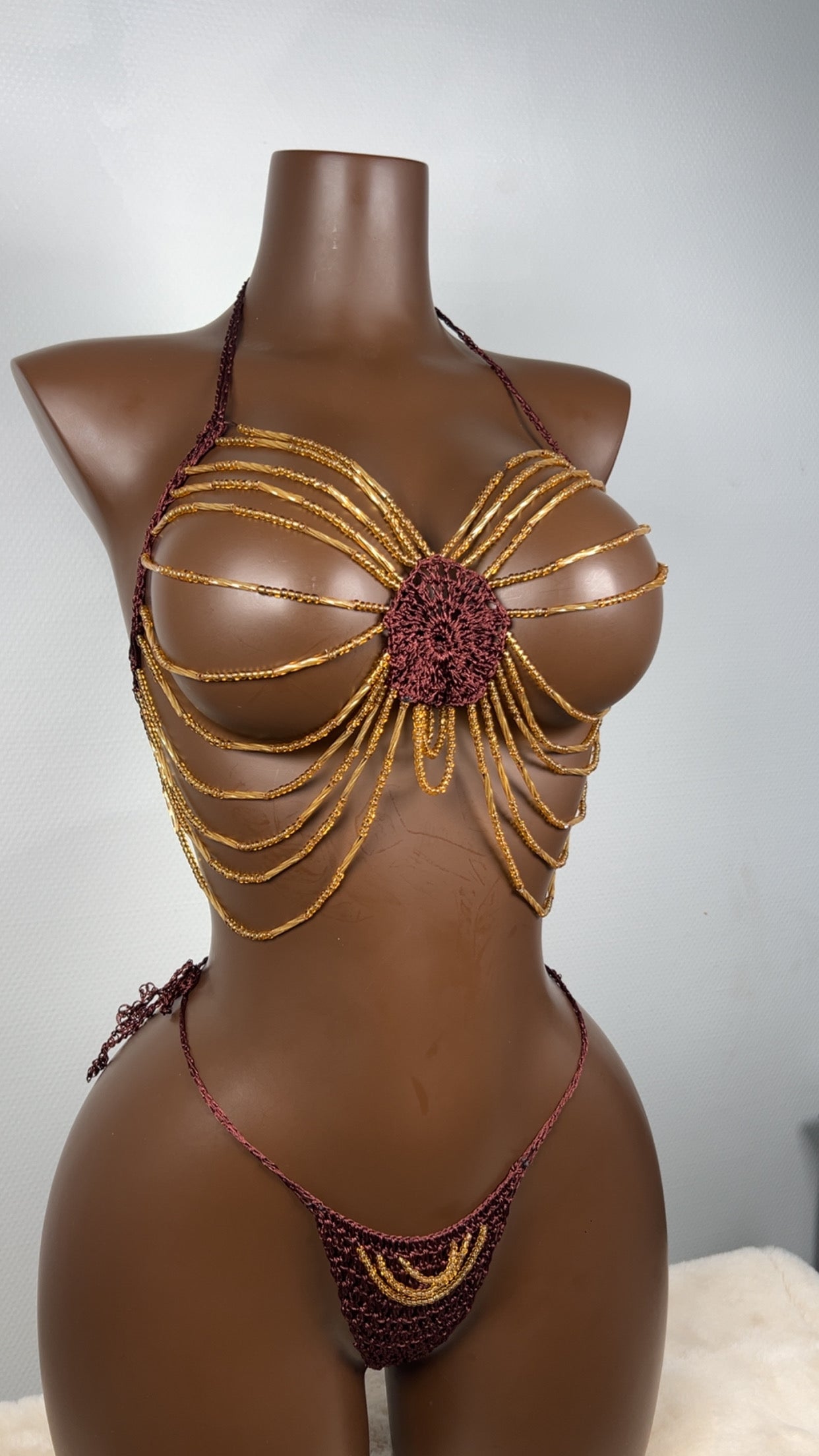 Modèles FaFa crocheté marron