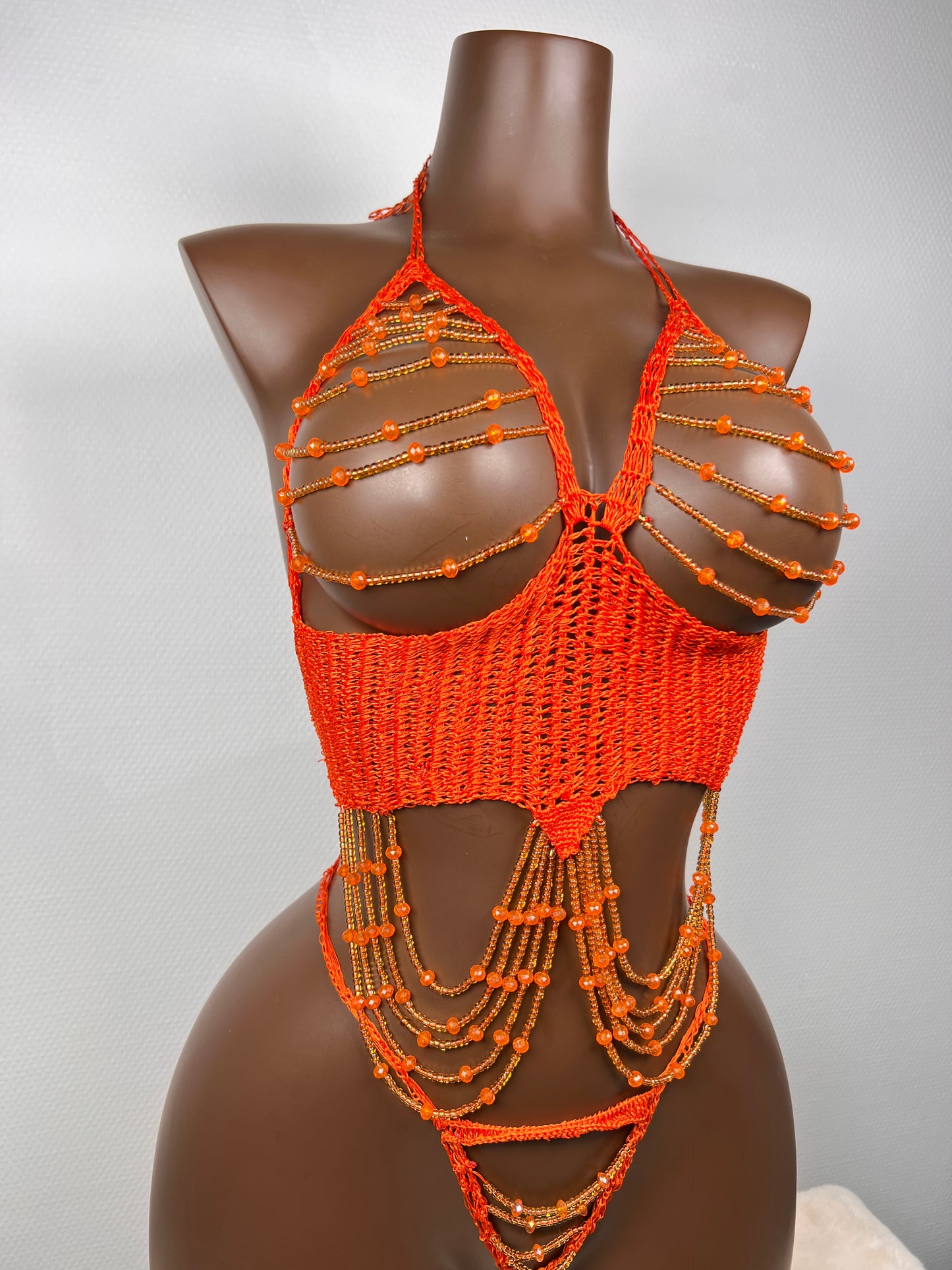 Ensemble coquine orange